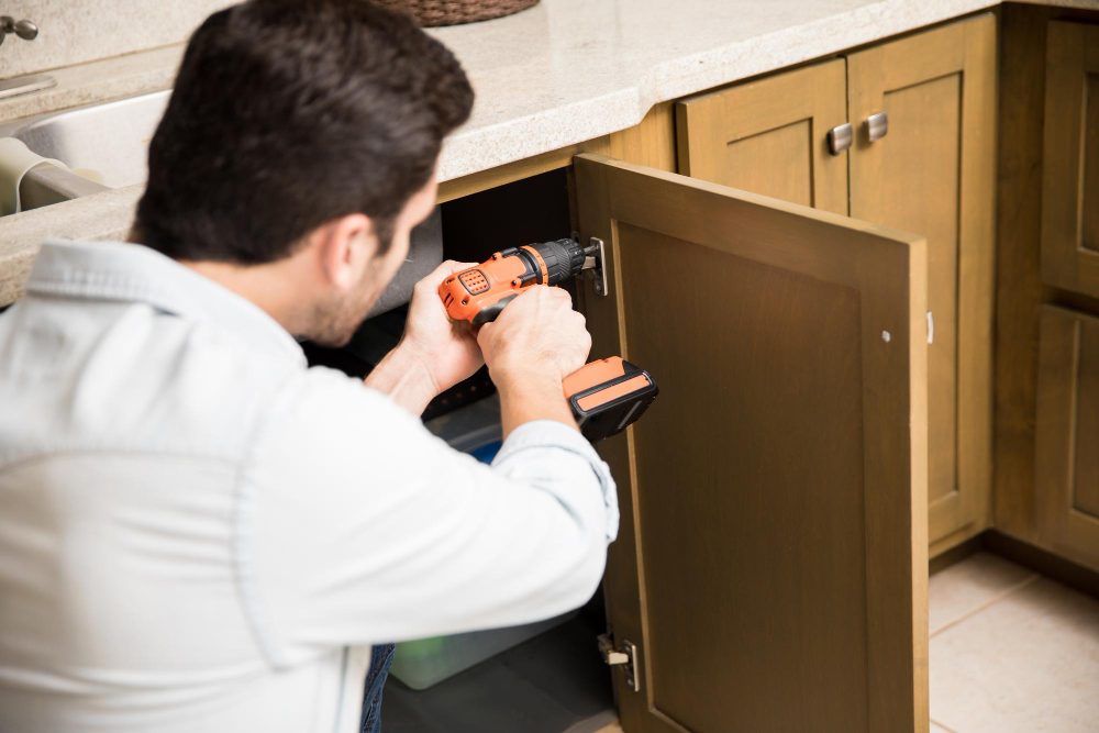 cabinet installation near Everett