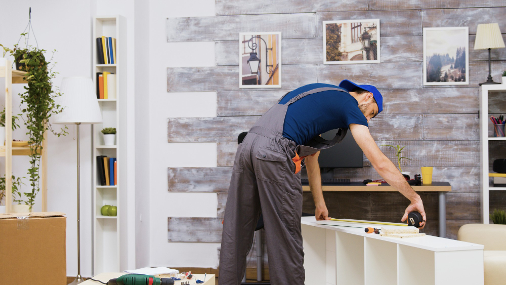 cabinet installation near Everett